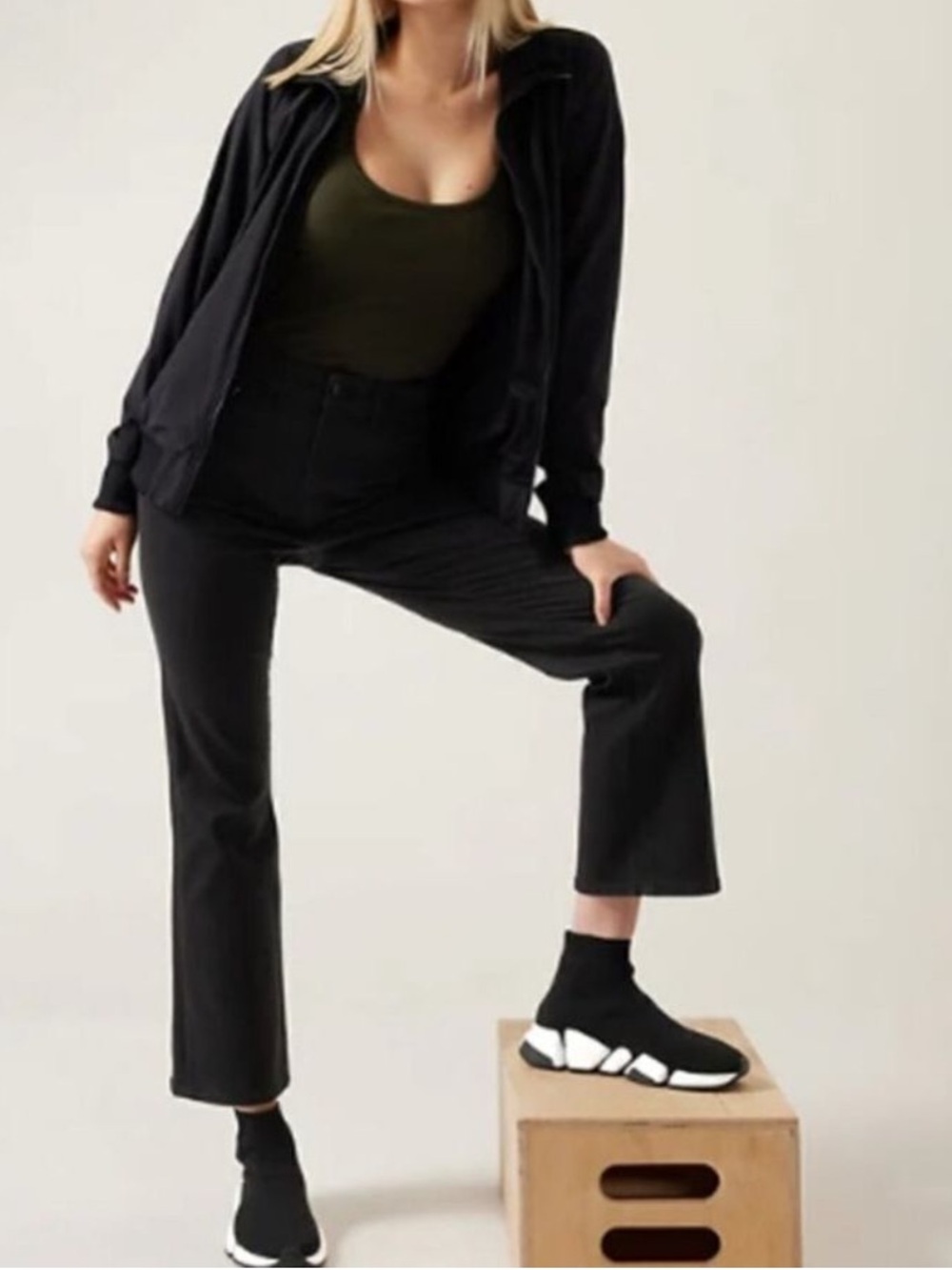 Athleta Flex Kick Flare Jean Black 16T Tall Sculptek Stretch Denim Jeans NWT